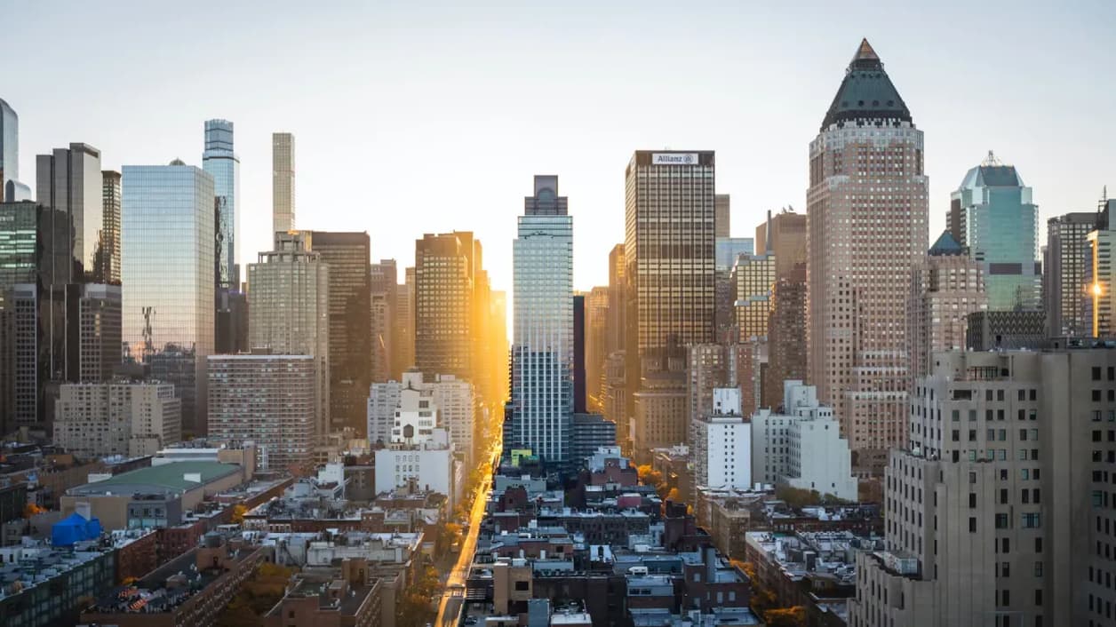 What the falling US dollar can mean for private markets investments