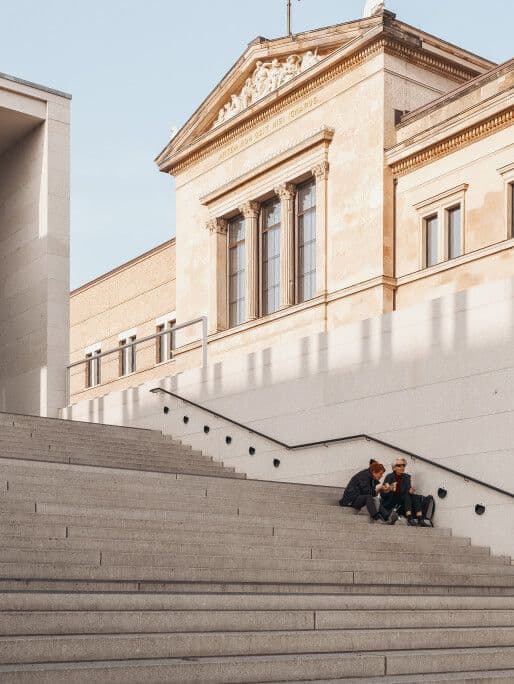 secondary-market-image